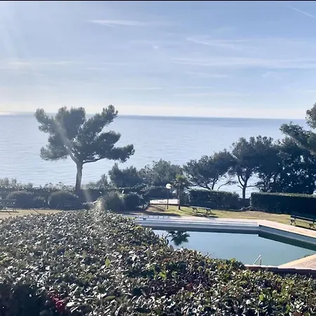 Vue Mer, Avec Piscine, Tennis, Parc Pour Enfants